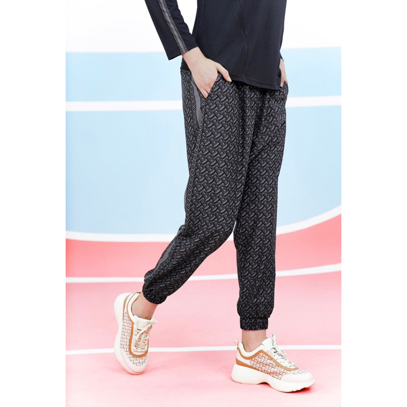 Athleisure Air Jogger Buttonscarves X LAICA