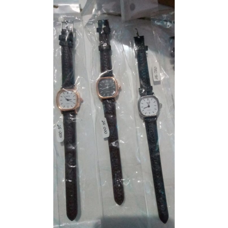 Jam Tangan Kulit Wanita Model Korea
