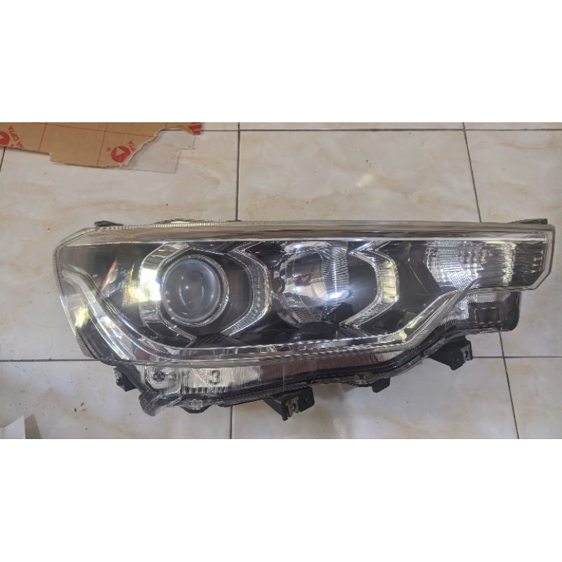 Headlamp Lampu Depan Suzuki All New Ertiga 2018 2019 2020 Original