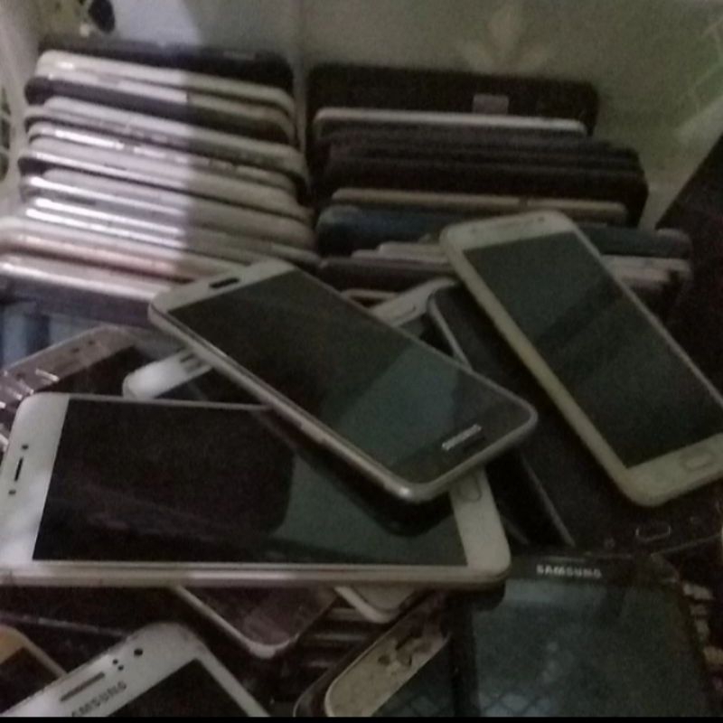 Hp android Gambling Rusak/Hidup buat bahan praktek Di kirim random