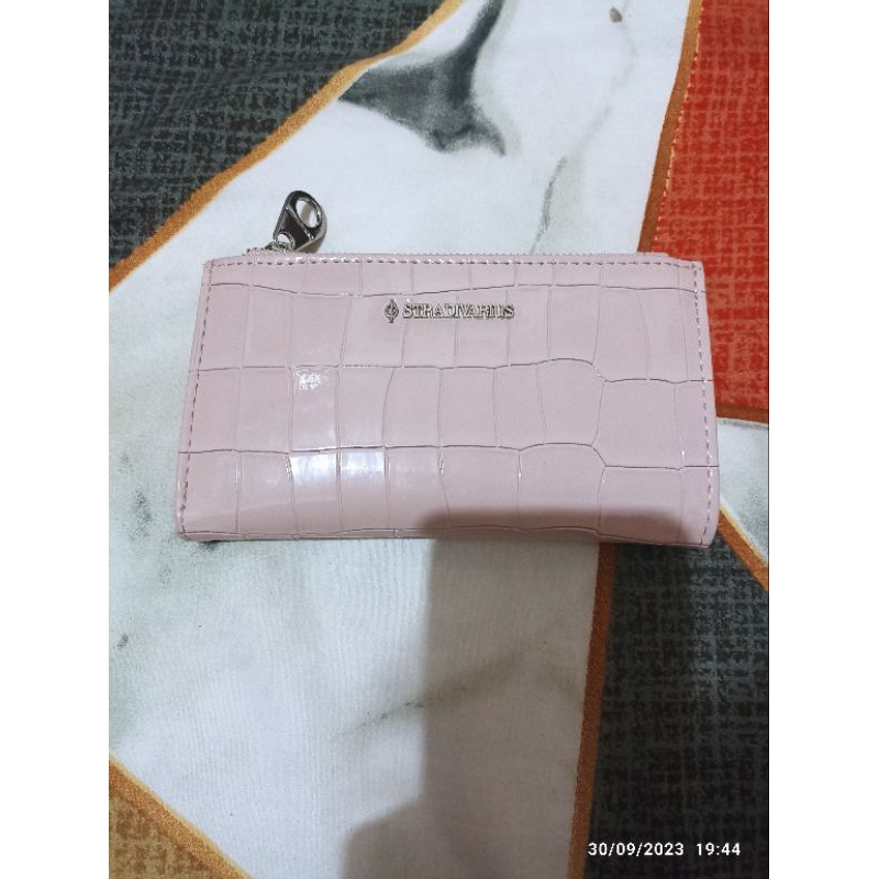 Preloved Dompet STRADIVARIUS Pink Croco (ORIGINAL)