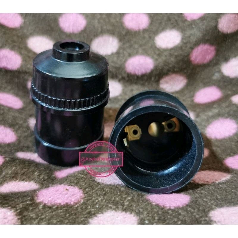 Fitting Gantung Lampu / Fitting Tarik Double / Fitting Aki