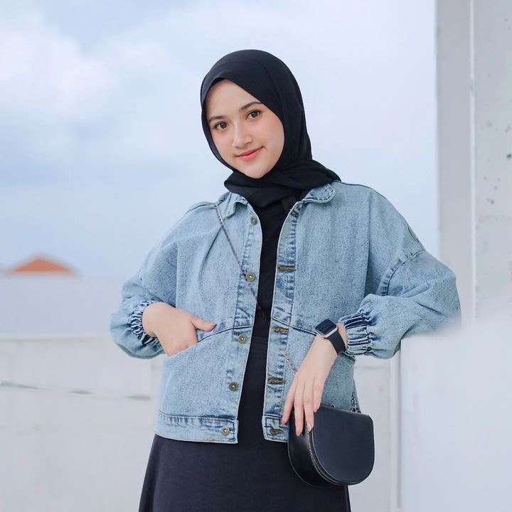Thirteen Outfit -Jaket Denim Jeans Oversize Vintage Wanita Premium Jacket Denim Oversized  Lengan Ba