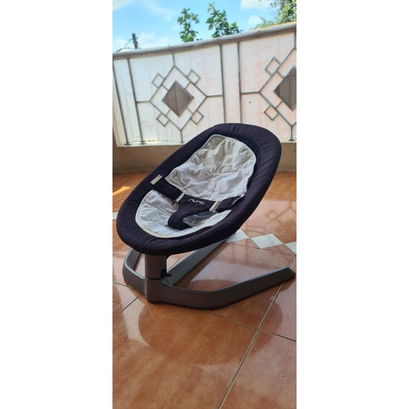 Preloved Bouncer Nuna Leaf