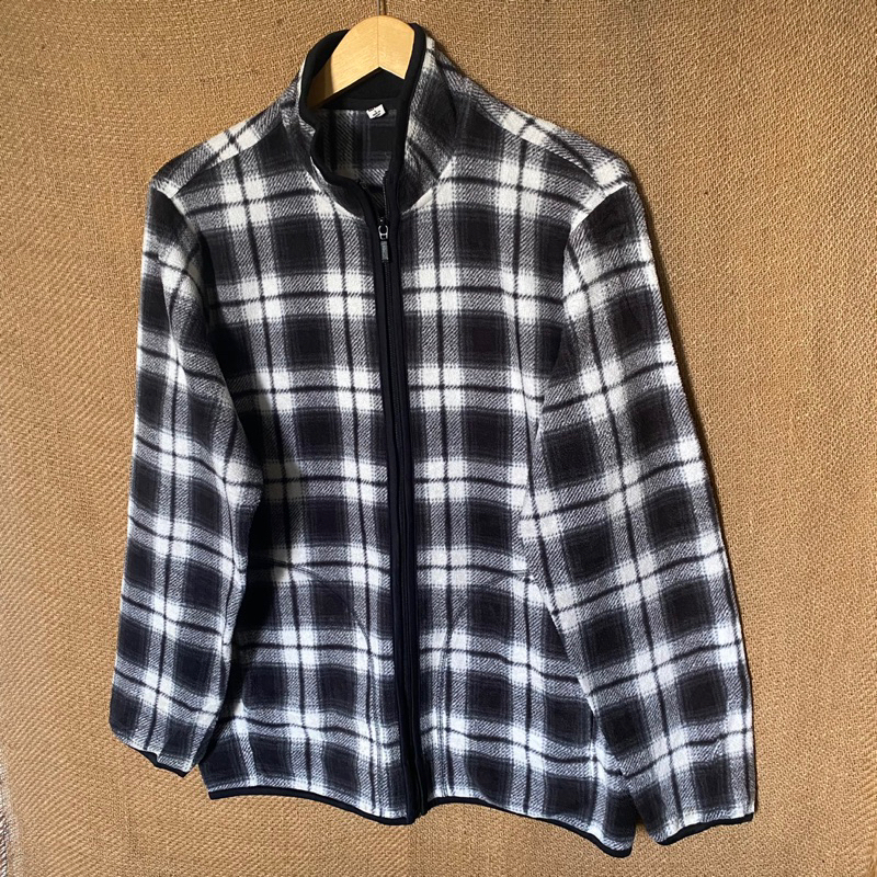 Uniqlo Fleece Monochrome Jacket Man