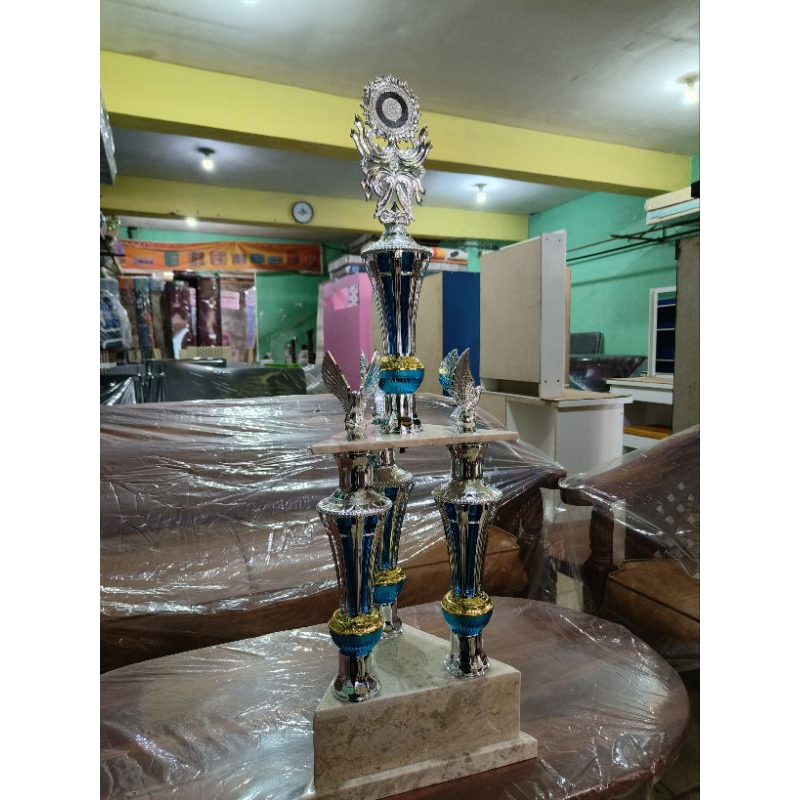 piala trophy tropi kaki 3 marmer bagus murah