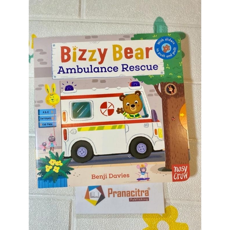 [BOARDBOOK] Buku Bizzy Bear - Ambulance Rescue