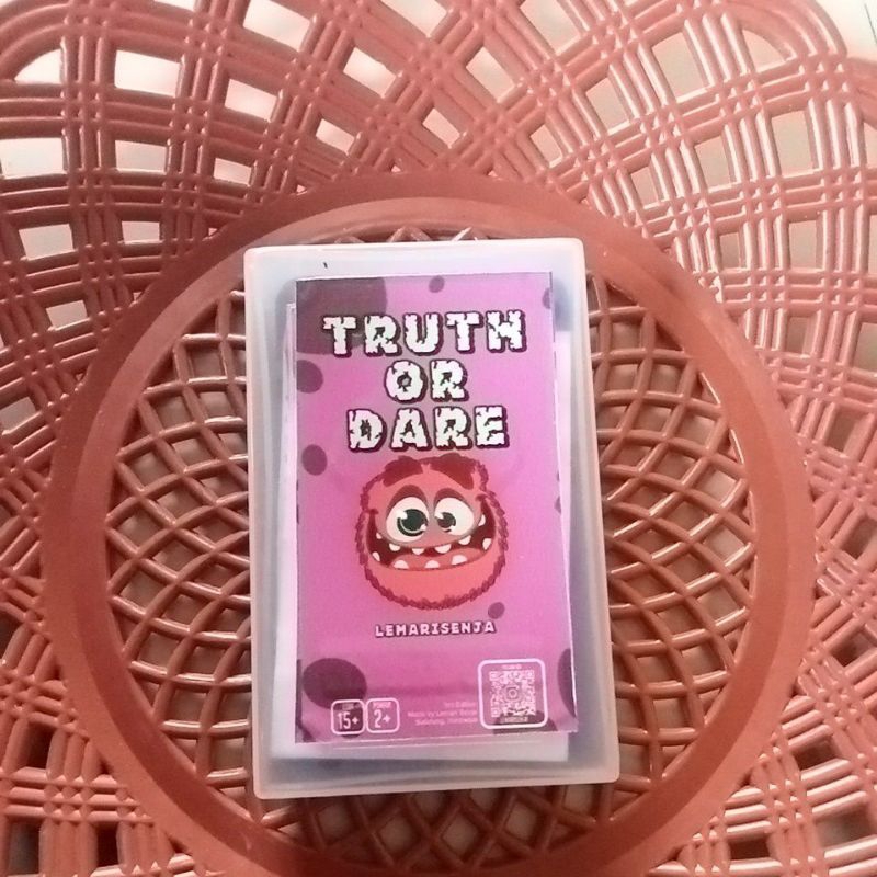 Kartu Truth or Dare kartu mainan cocok bermain bersama teman Kartu teka teki Lemari senja Kartu untu