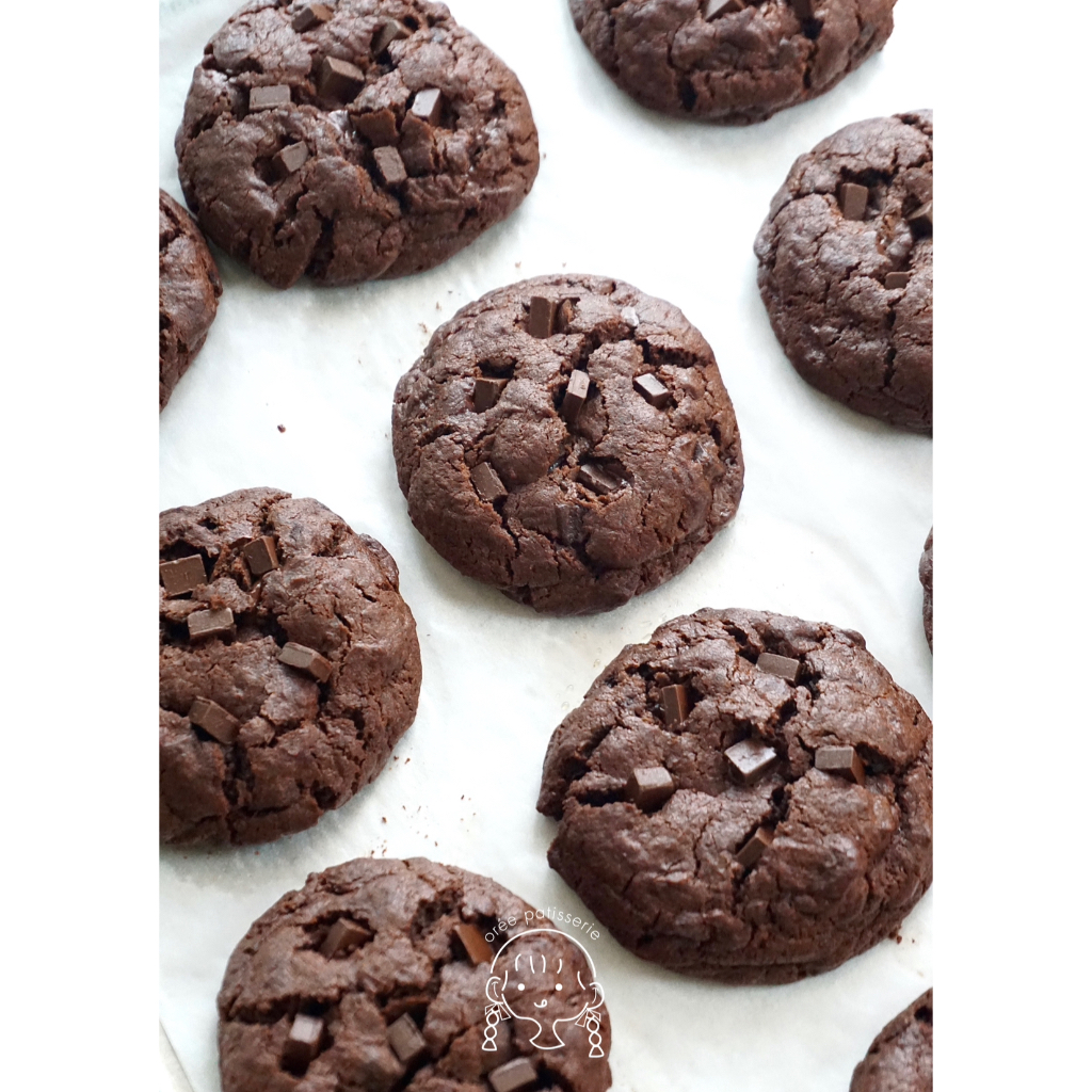 

Triple Chocolate Soft Cookies - New York Soft Cookies