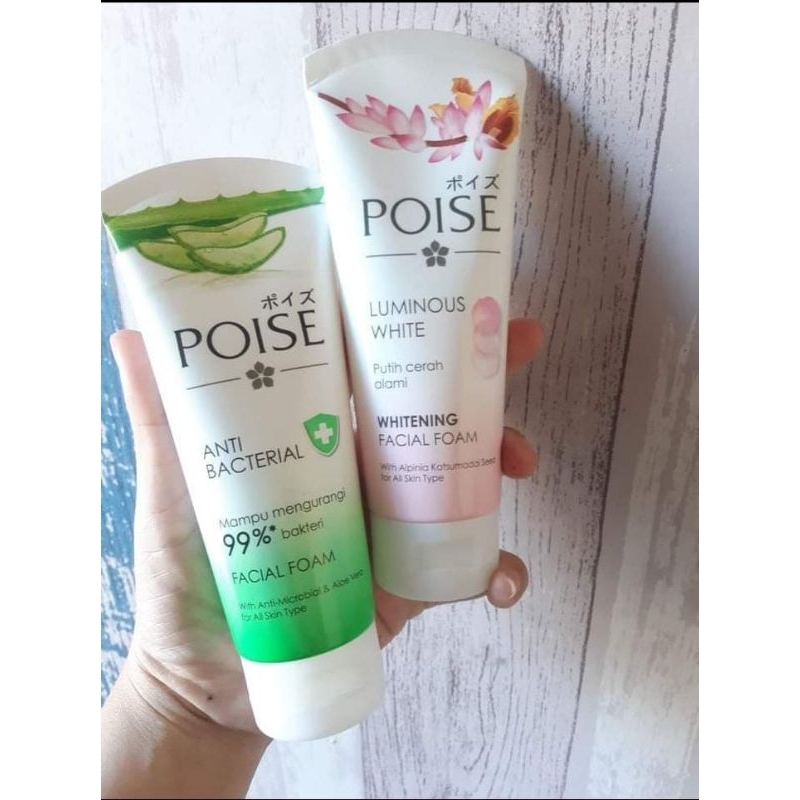 poise facial foam 100ml