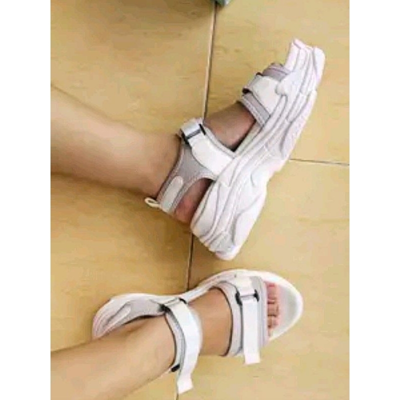 Sandal Kronikel Preloved