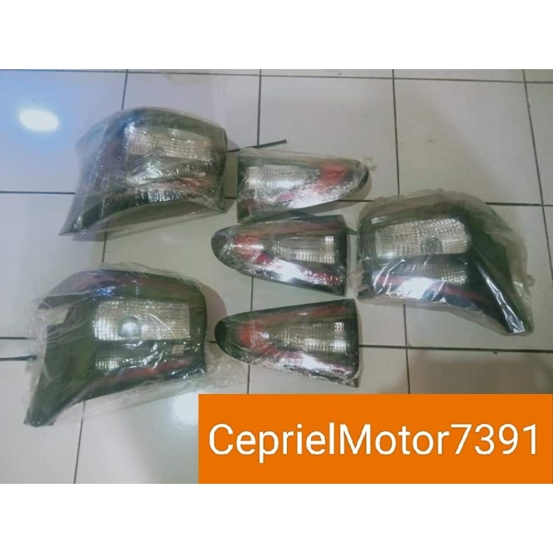 Stoplamp Lampu Belakang Toyota Sienta Q