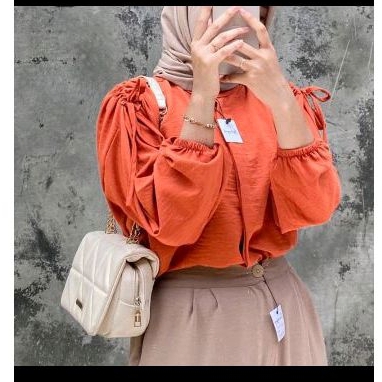 GAVI BLOUSE BAHAN CRINGKLE / HEKSA KEMEJA LENGAN SERUT
