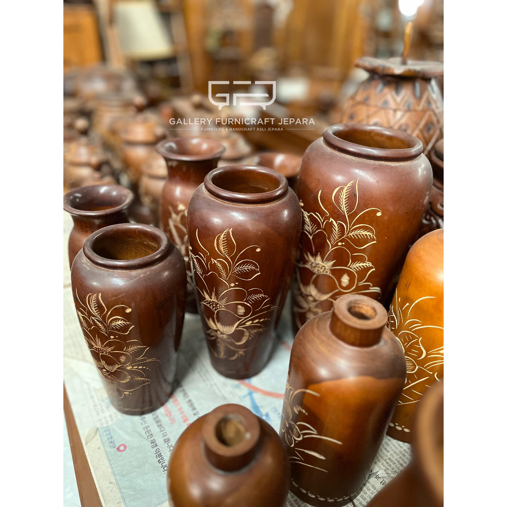 Set Vas Bunga Guci Ukiran Cukit Kayu Jati 20 25 30