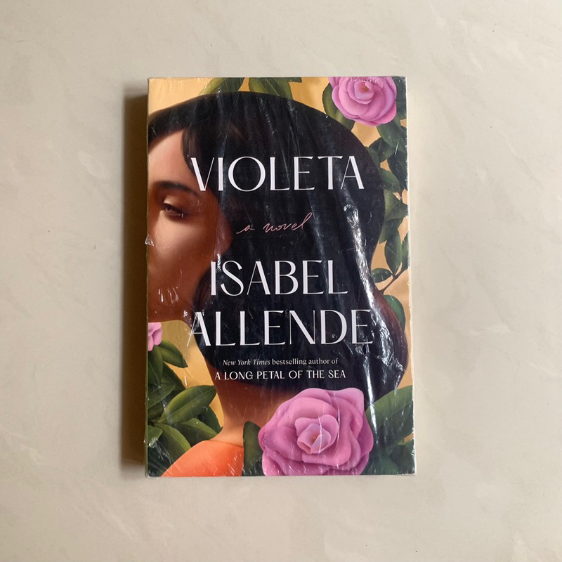 Violeta by Isabel Allende (US Large Paperback and UK Small Paperback - New & Sealed)