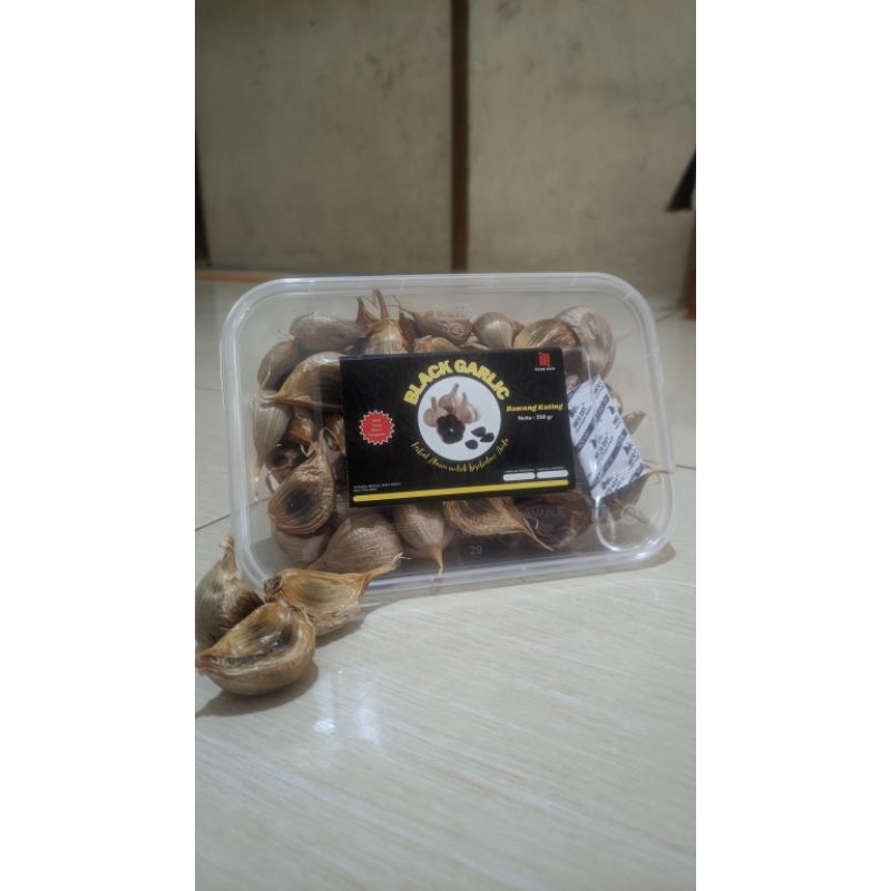 

Bawang Hitam - Black Garlic Bawang Kating - 250 gram