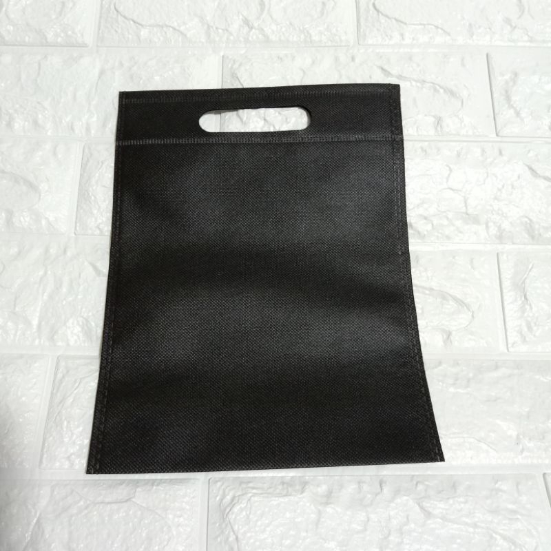 

COD TAS OVAL 20*26 cm SATUAN TAS SPUNBOND MURAH GOODIE BAG GOODIEBAG/ TAS SPUNBOND TALI / TAS WEDDING / TAS UNDANGAN / TAS UNDANGAN SPUNBOND / TAS SPUNBOND SABLON /TAS SOUVENIR / TAS SOUVENIR MURAH / TAS SOUVENIR SPUNBOND TALI CM TAS SOUVENIR SABLON