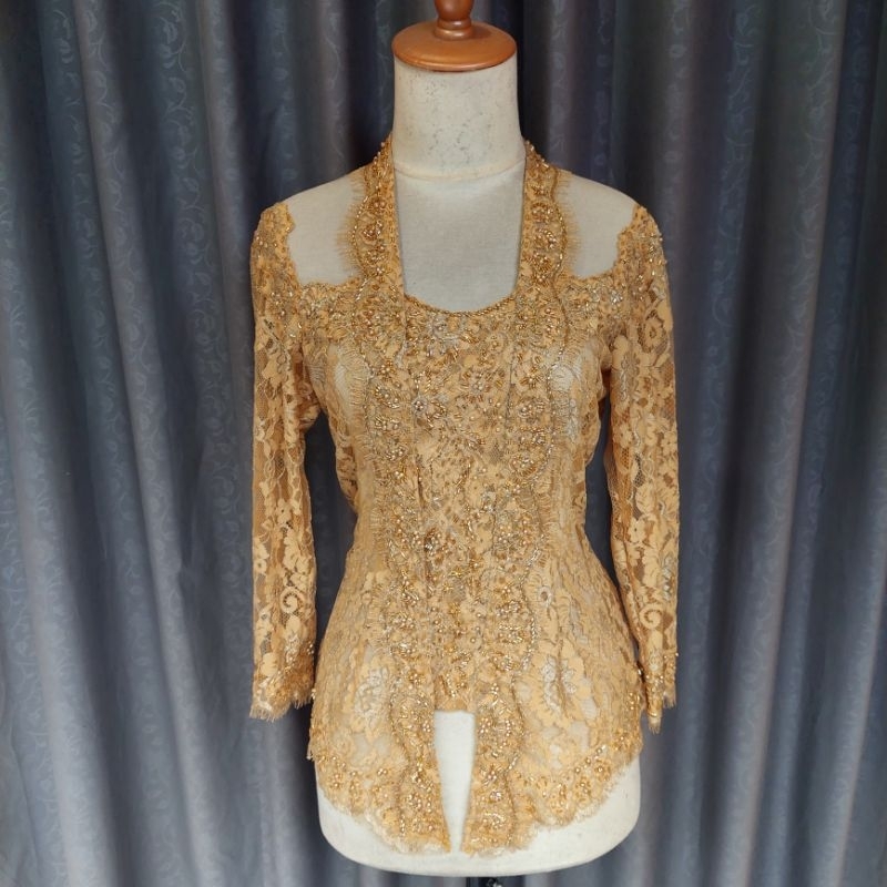 kebaya modern kebaya wisuda kebaya kekinian kebaya bali kebaya anak