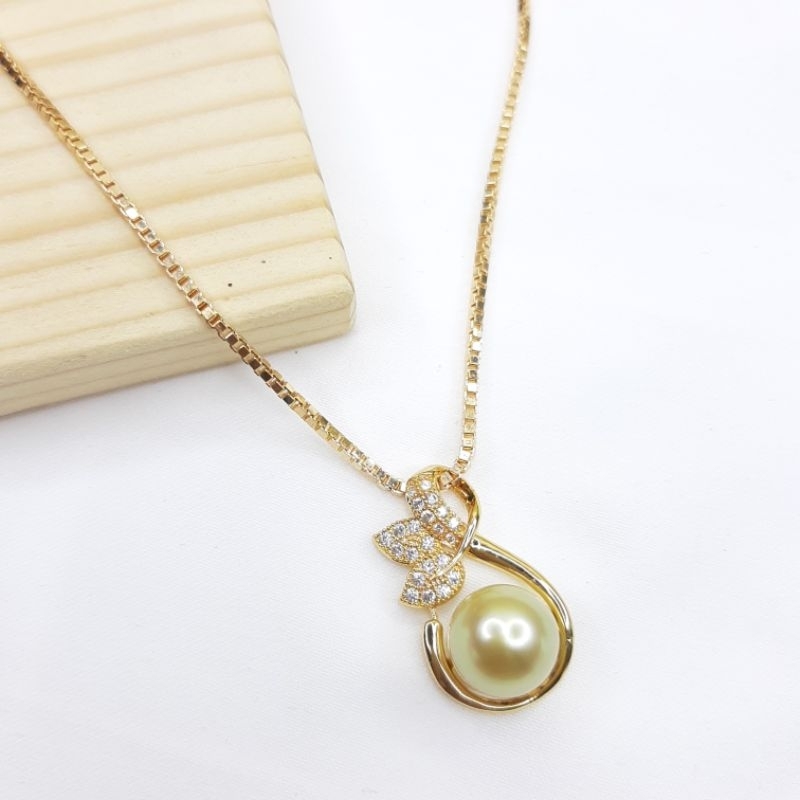 KALUNG MUTIARA LOMBOK ASLI AIR LAUT- KALUNG DAUN MUTIARA LOMBOK - KALUNG MUTIARA - MUTIARA LOMBOK - 