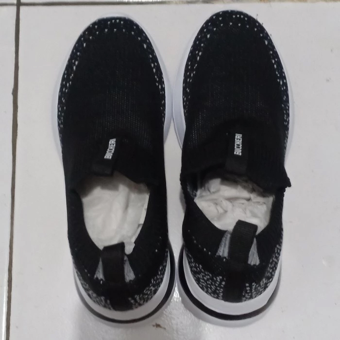 Jual Sepatu Sneaker anak BUCCHERI karrie - 35