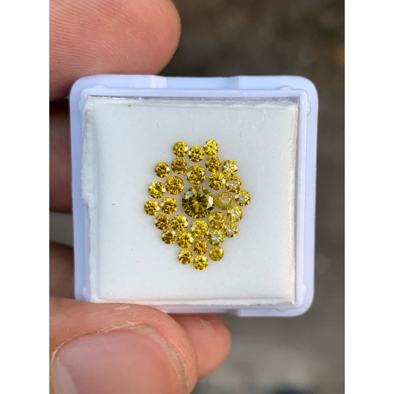 Paket Berlian Kuning 1,11crt 30biji