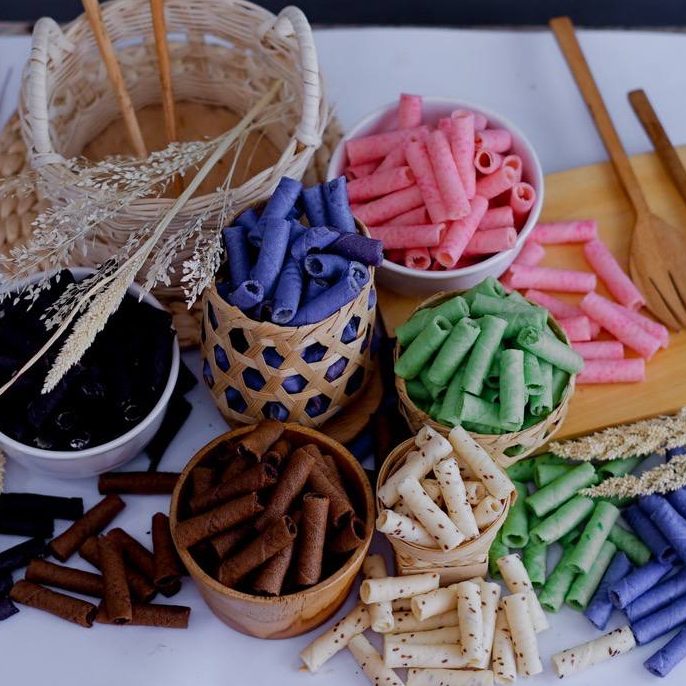 

Astor Warna-warni 500 gr Mabiean Snack Makanan Ringan Cemilan Makanan Kiloan Oleh-oleh Tasik