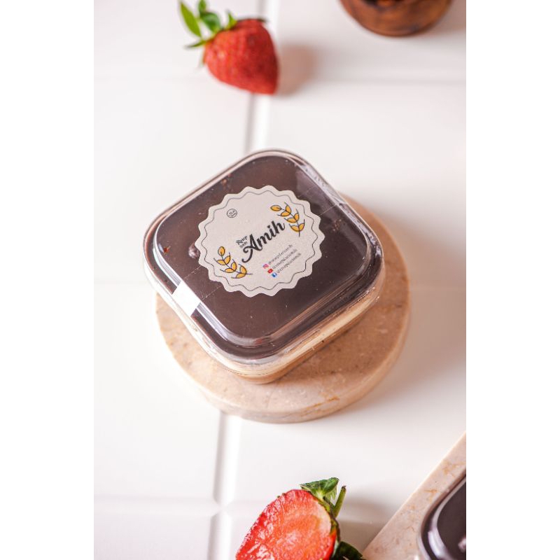 

Eclair Dessert Cup