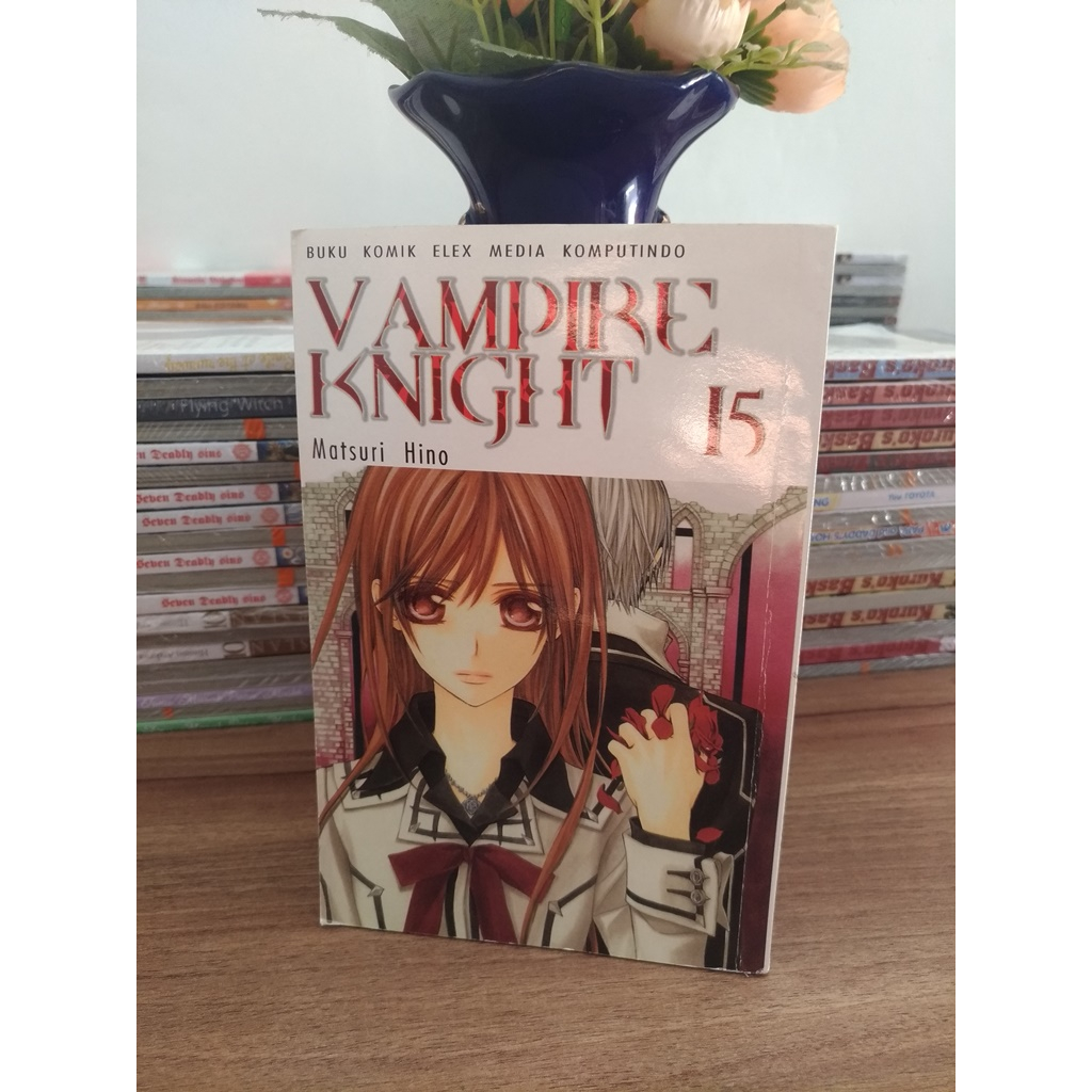 Komik Vampire Knight 15