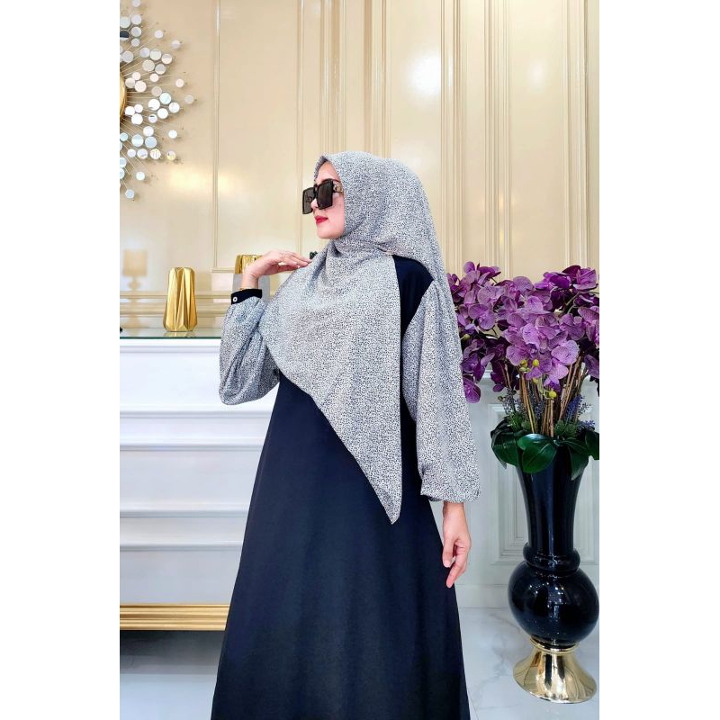 Azra set hijab