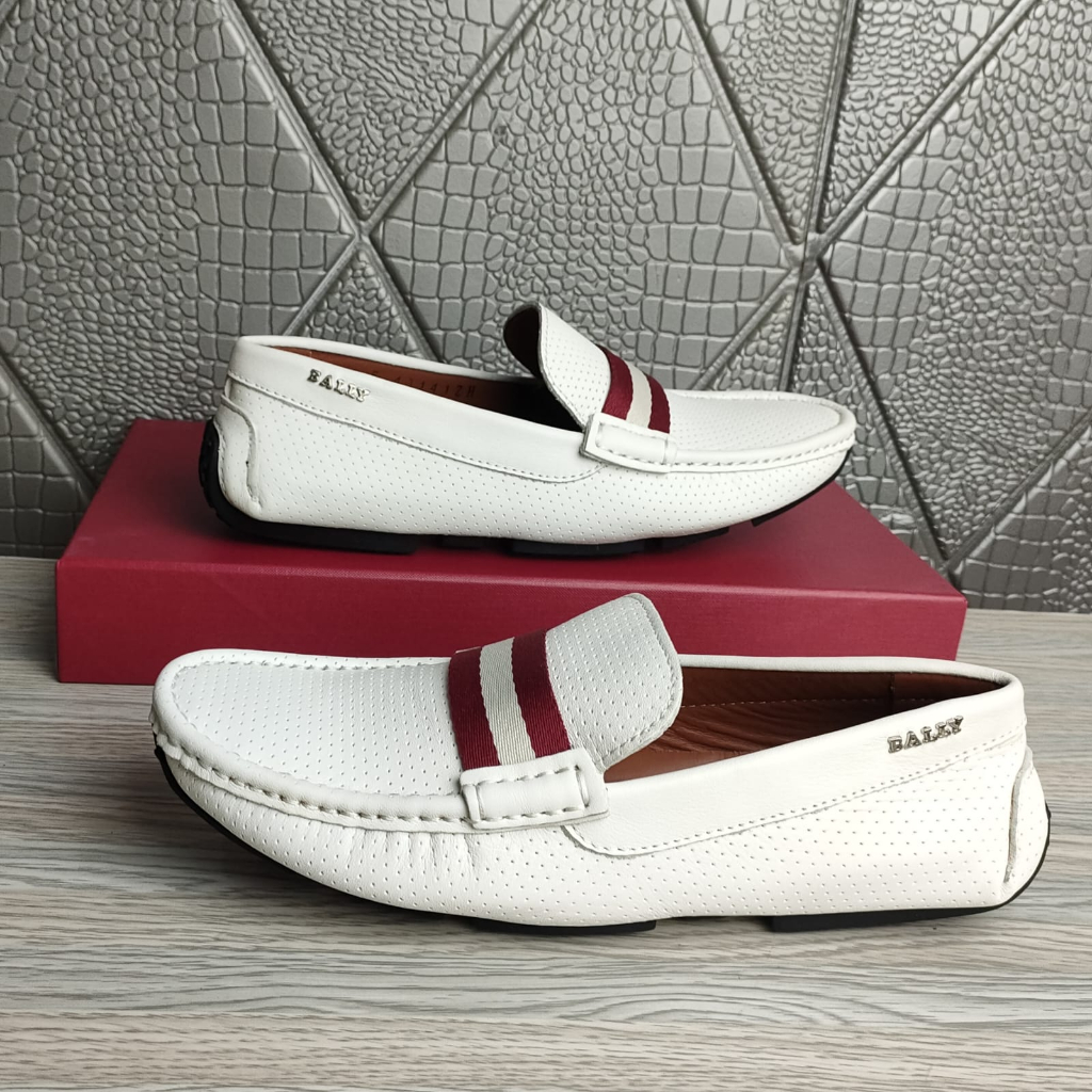 sepatu cowok slip on import loafer kulit top branded tanpa tali 1A4WTW