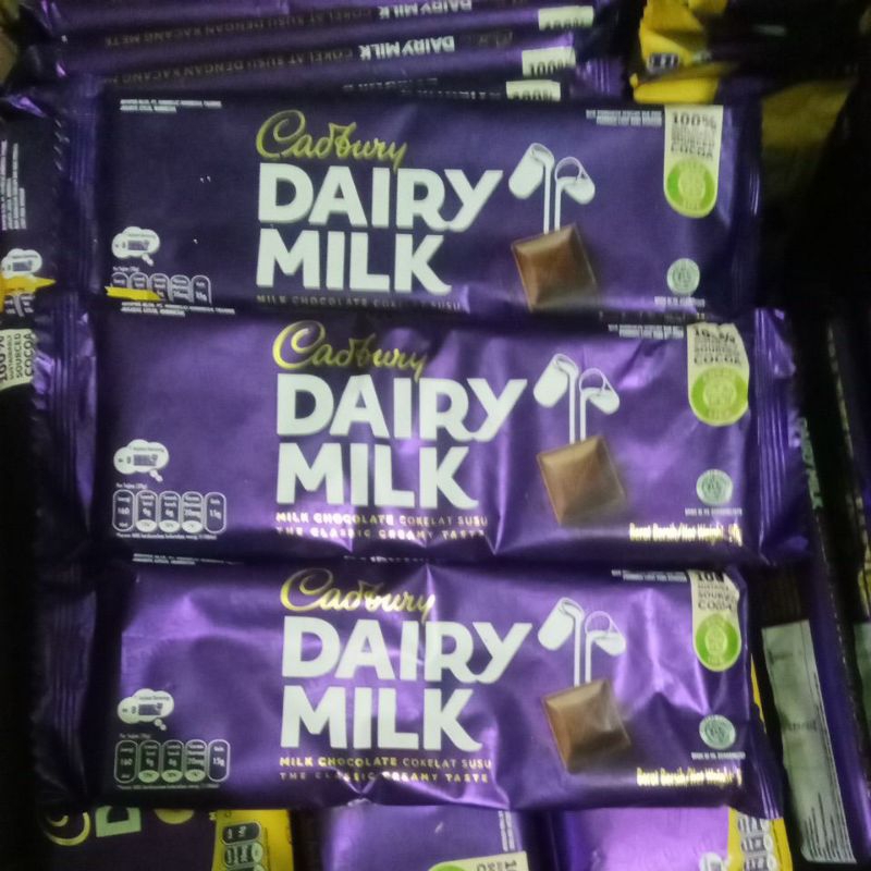 

Cadbury dairy milk original 90Gr exp Januari 2025