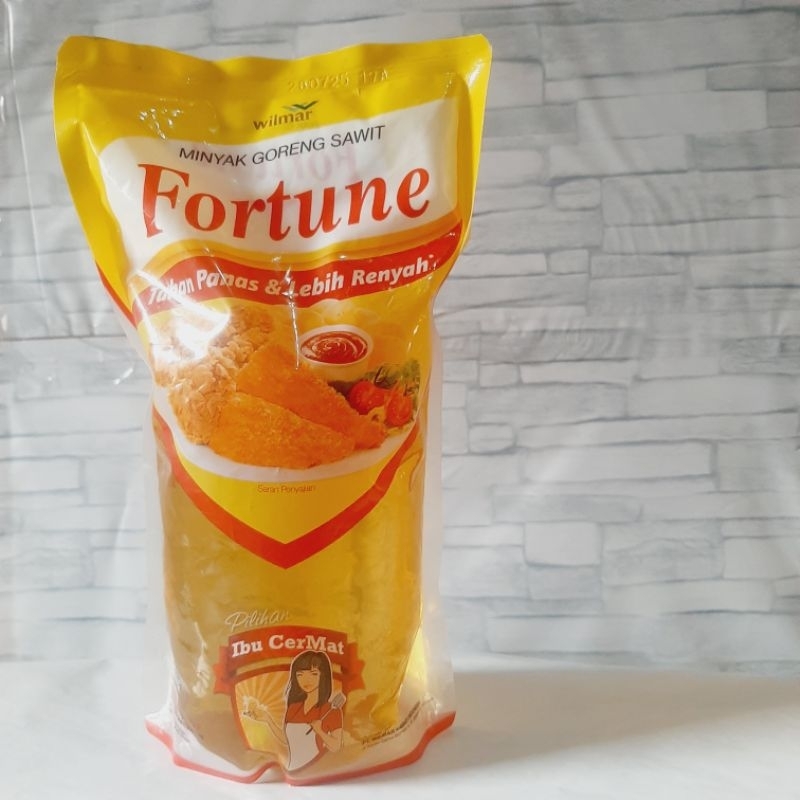 

MINYAK FORTUNE 1 LITER ISIE RANDOM (KEMASAN POUCH DAN BANTAL ) 1 LITER.