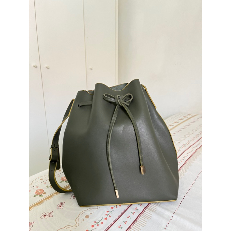 Preloved Tas Serut Zalora / Bucket Bag Zalora