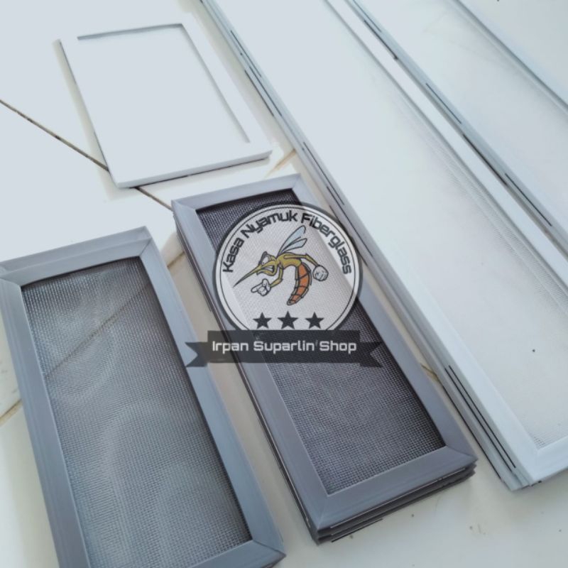 Kasa nyamuk ventilasi udara dan jendela