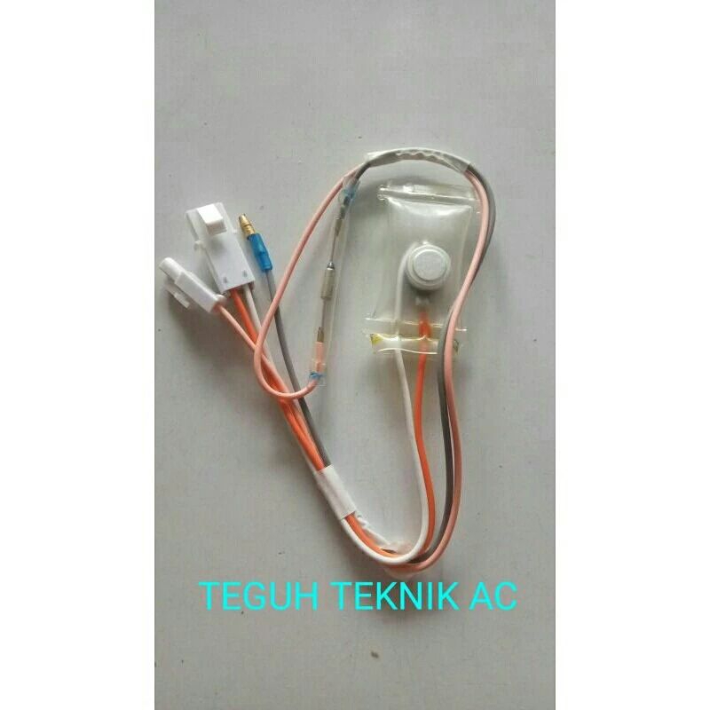 Defros kulkas 2pintu Toshiba original