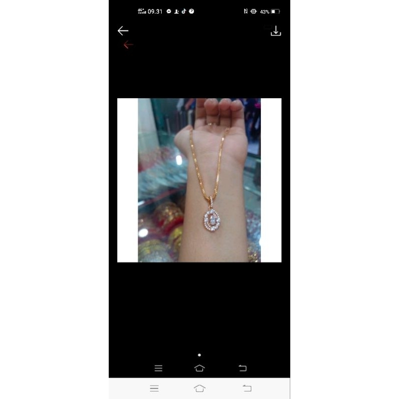 kalung dan liontin Rachel rose