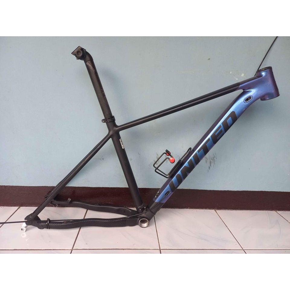 Frame United Clovis 8.0 ring 27.5 size M17 TA Boost