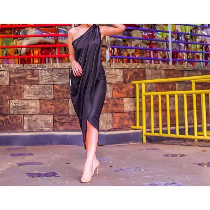 Baju preloved (dress hitam satin)