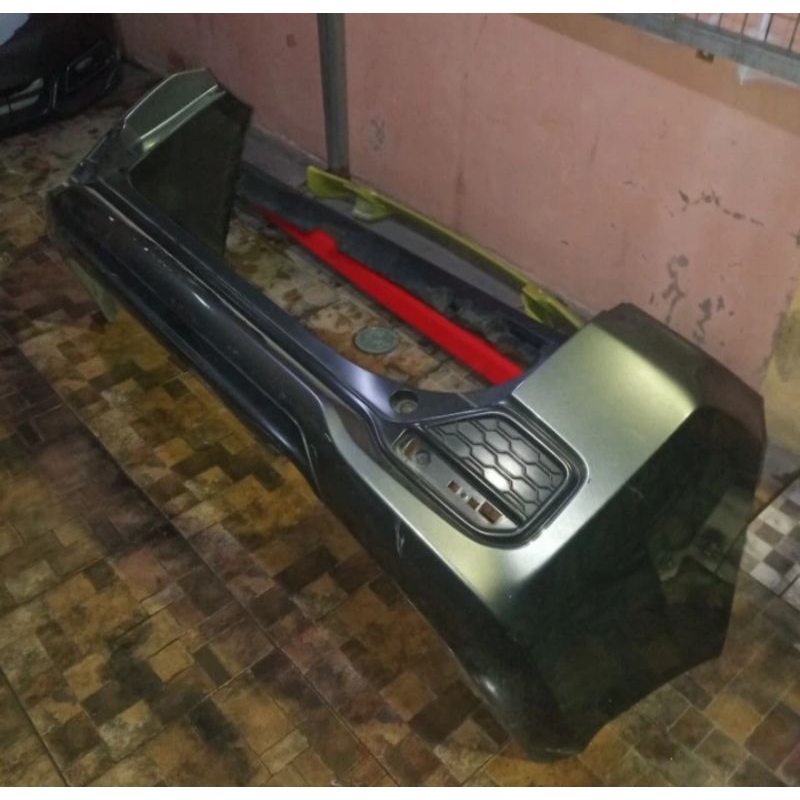 bumper belakang mobilio type e