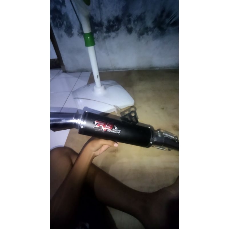FOR SALE KNALPOT R9 ORI NO MINUS MOTOR BEAT KARBU BEAT FI BEAT DELUXE BEAT ESP ALL BEAT