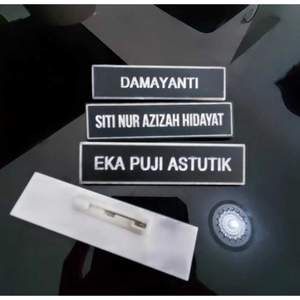 

Nama dada name tag peniti ukir/Nametag
