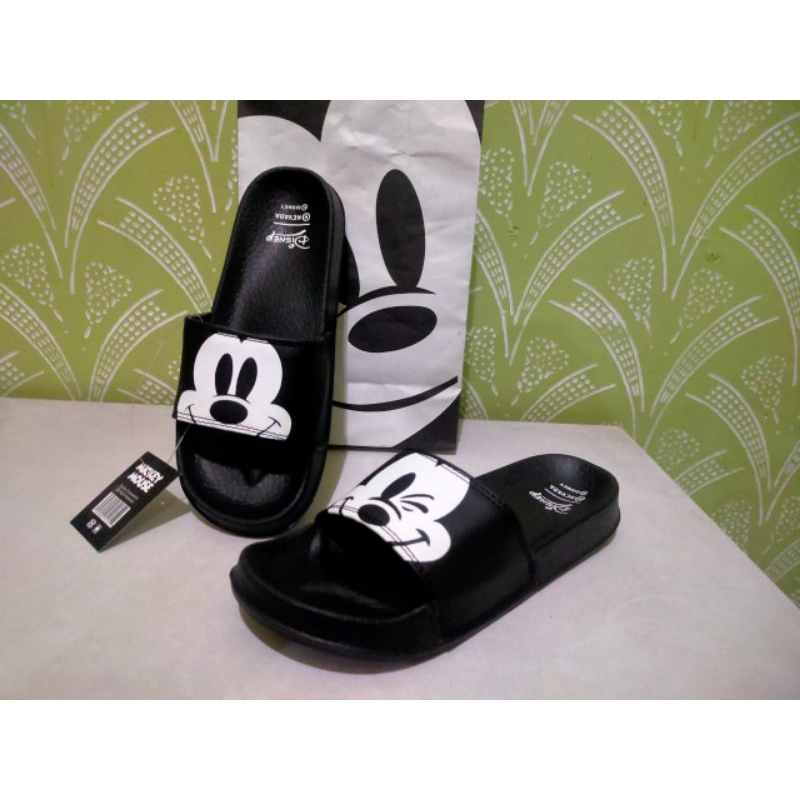 Sandal wanita Disney Nevada