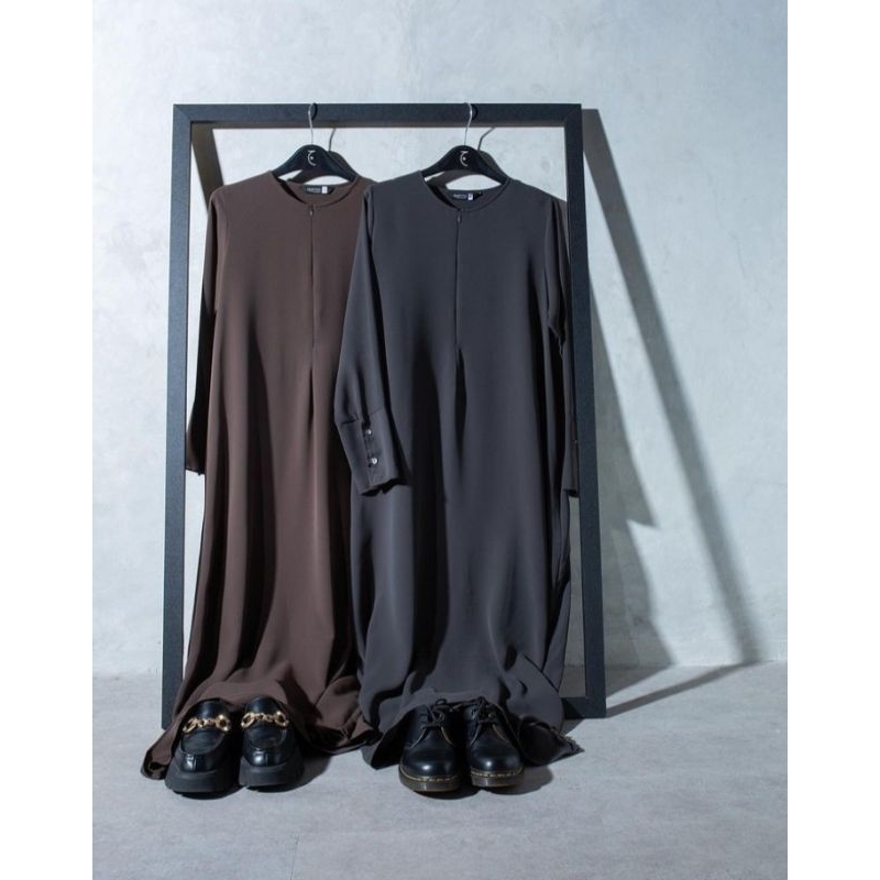 Leyya Black M L XL, Leyya Demitase XXL by Aljenna