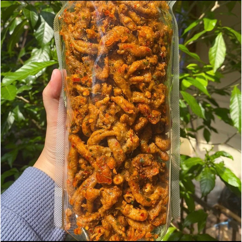 

USUS AYAM CRISPY PEDAS DAUN JERUK 500 gram