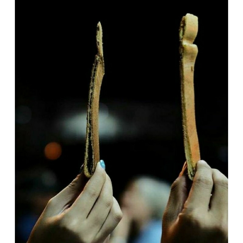 

Martabak tipis kering coklat