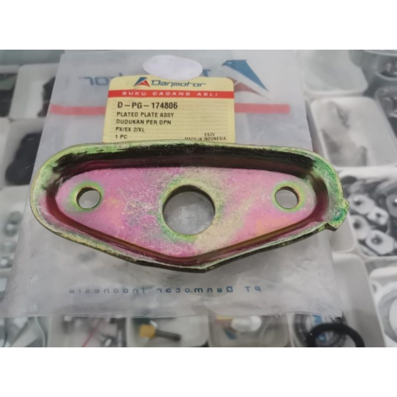 DUDUKAN / PANGKON SHOCK DEPAN VESPA DANMOTOR