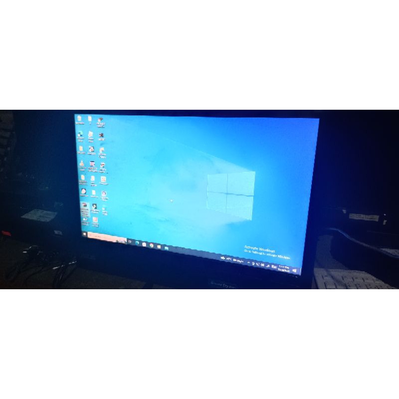 monitor Led Asus 22 port HDMI dan vga