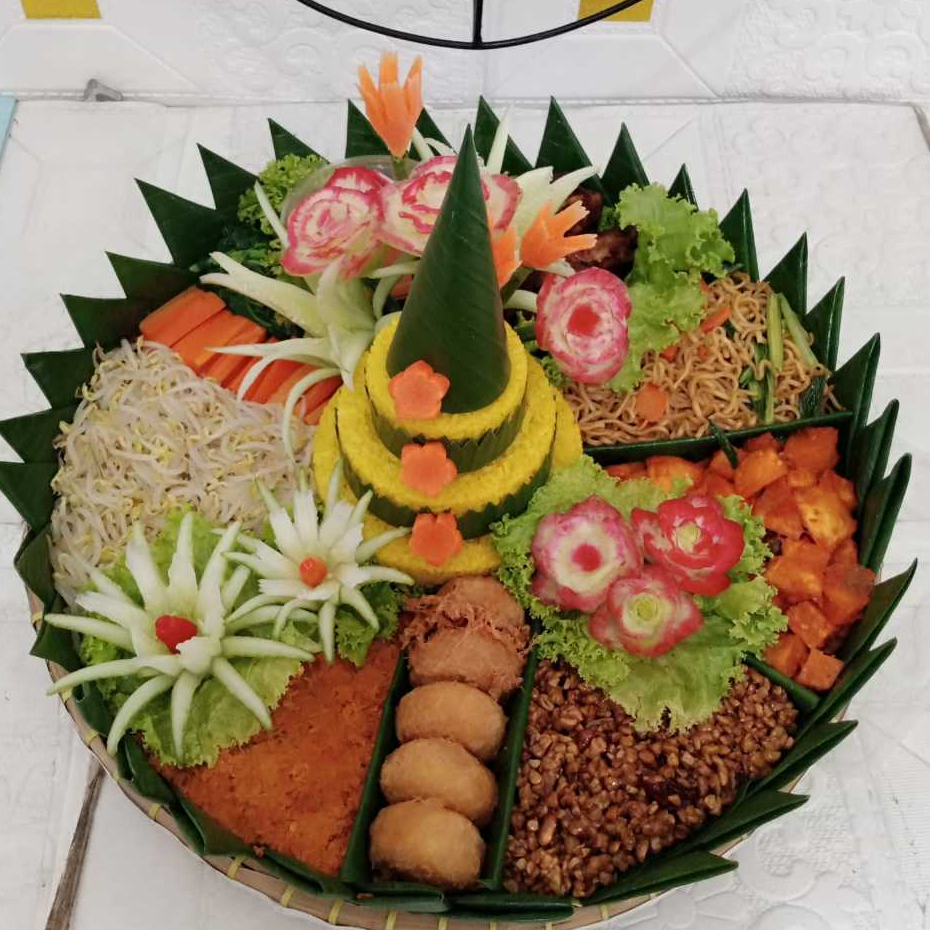 

Nasi Tumpeng Porsi 5 Orang Menu Daging Paket Lengkap