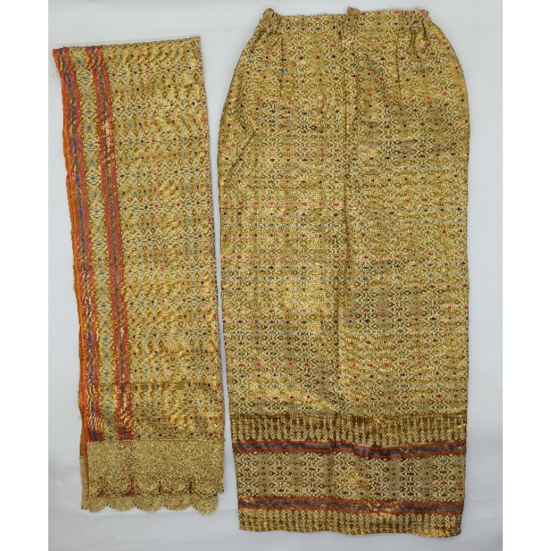 PRELOVED SET ROK SONGKET DAN SELENDANG AKSEN BORDIR DAN PAYET WARNA GOLD J.5
