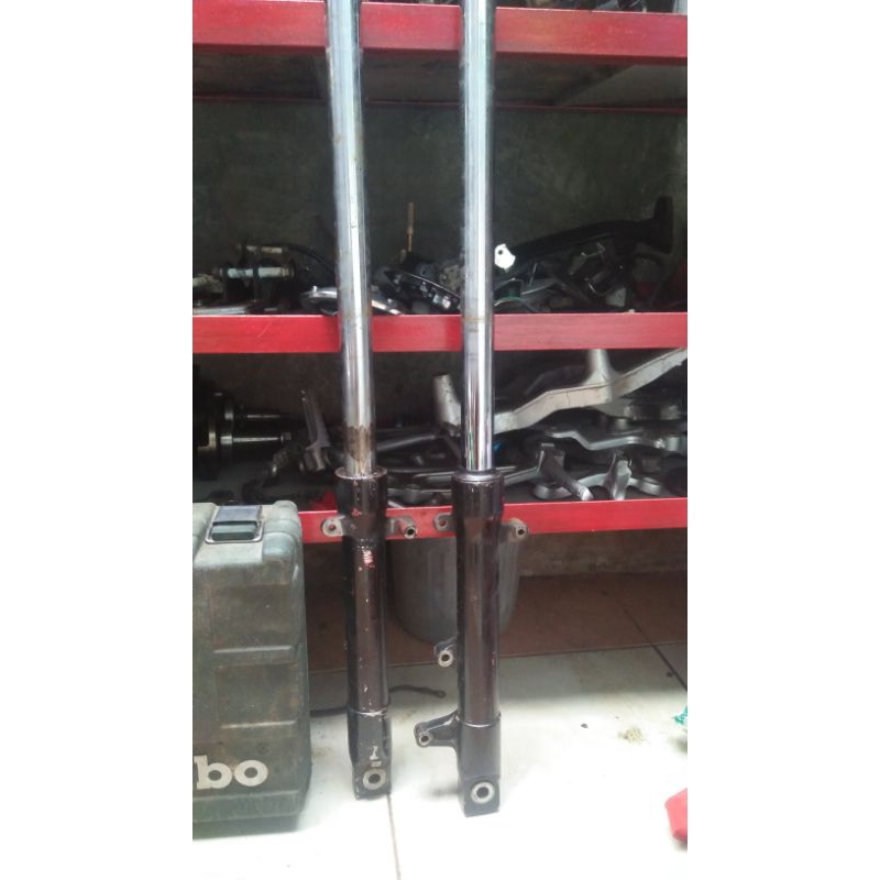 BOTTOM SHOCK DEPAN CBR OLD THAILAND KPP SHOCK DEPAN CBR OLD KPP